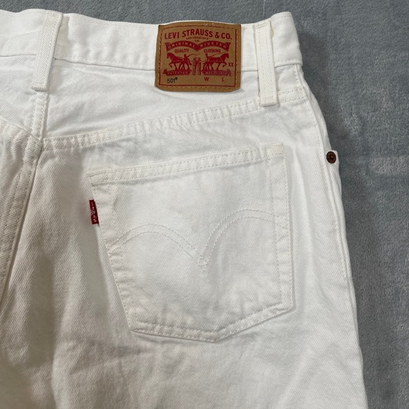 Levi's 501 Womens W28 L30 White Denim Jeans Distressed Button Fly - Picture 7 of 8